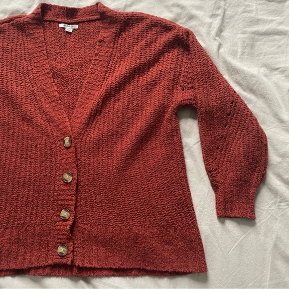 American Eagle Cardigan - Picture 3 of 5
